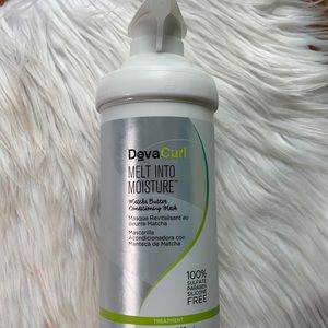 Melt Into Moisture DevaCurl